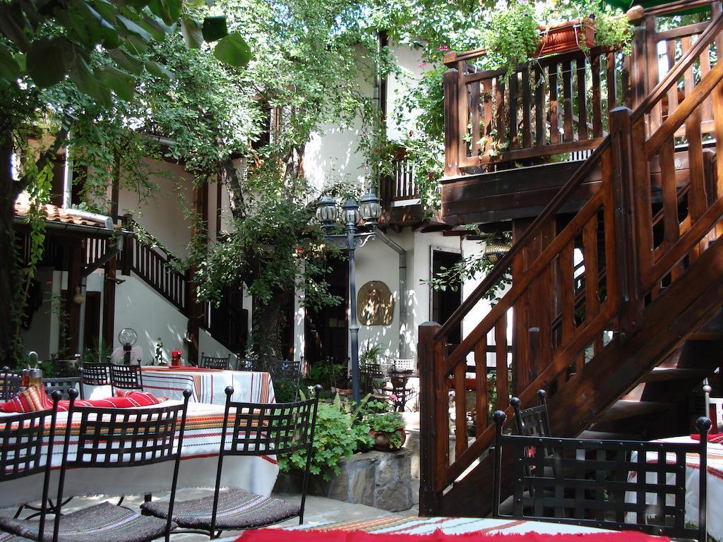 Oazis Family Hotel Lovech Ngoại thất bức ảnh
