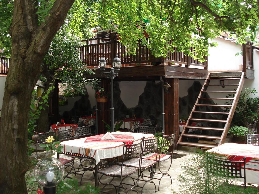 Oazis Family Hotel Lovech Ngoại thất bức ảnh