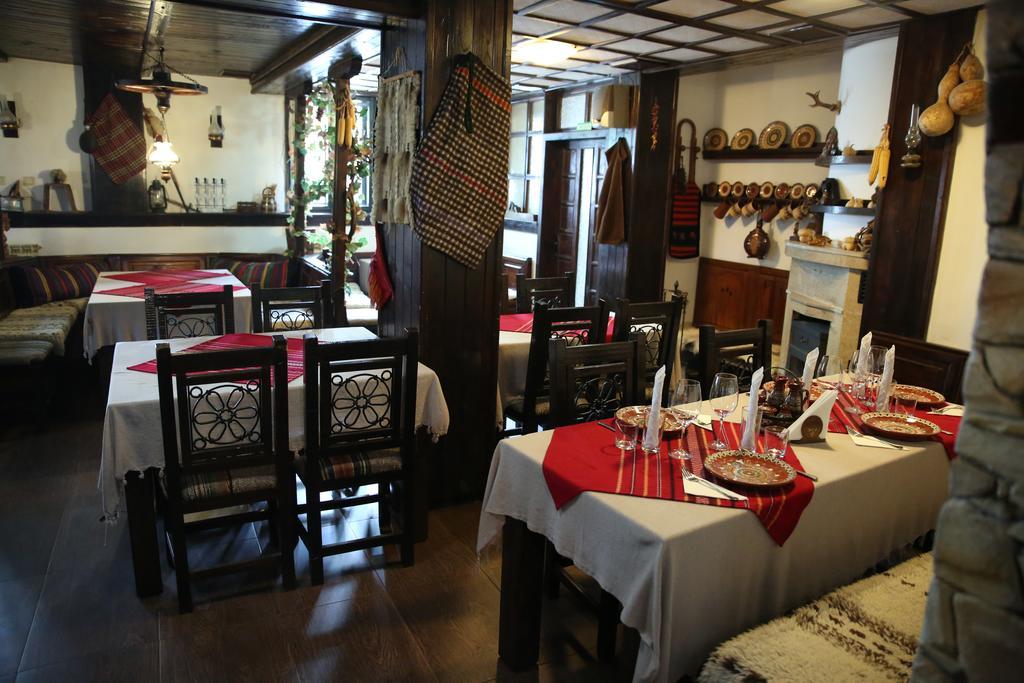 Oazis Family Hotel Lovech Ngoại thất bức ảnh
