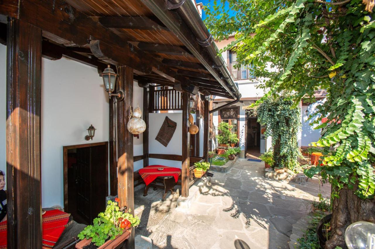 Oazis Family Hotel Lovech Ngoại thất bức ảnh