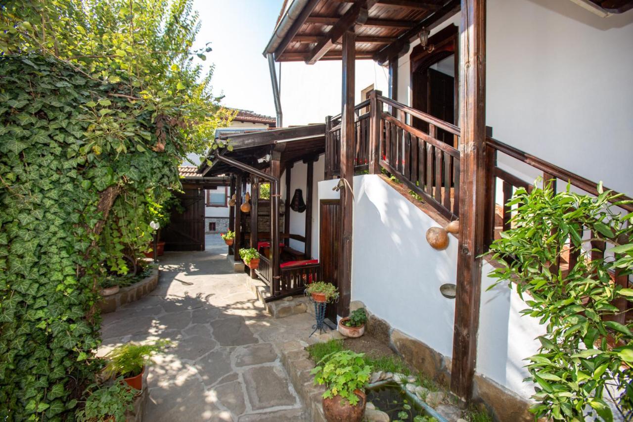 Oazis Family Hotel Lovech Ngoại thất bức ảnh