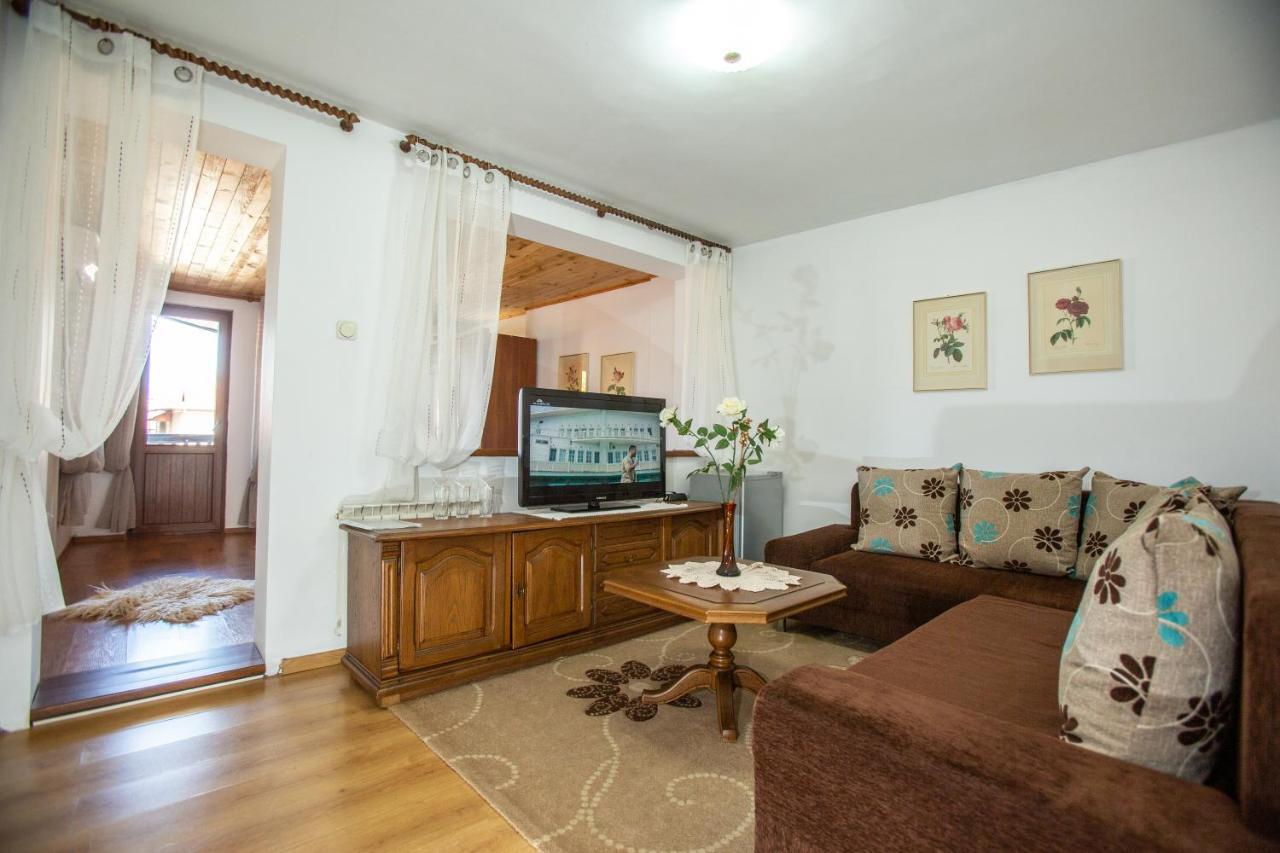 Oazis Family Hotel Lovech Ngoại thất bức ảnh